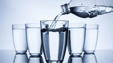 أهمية شرب الماء يوميًا لصحة الجسم والعقل وتحسين الطاقة والتركيز وجودة الحياة أهمية شرب الماء يوميًا لصحة الجسم والعقل وتحسين الطاقة والتركيز وجودة الحياة